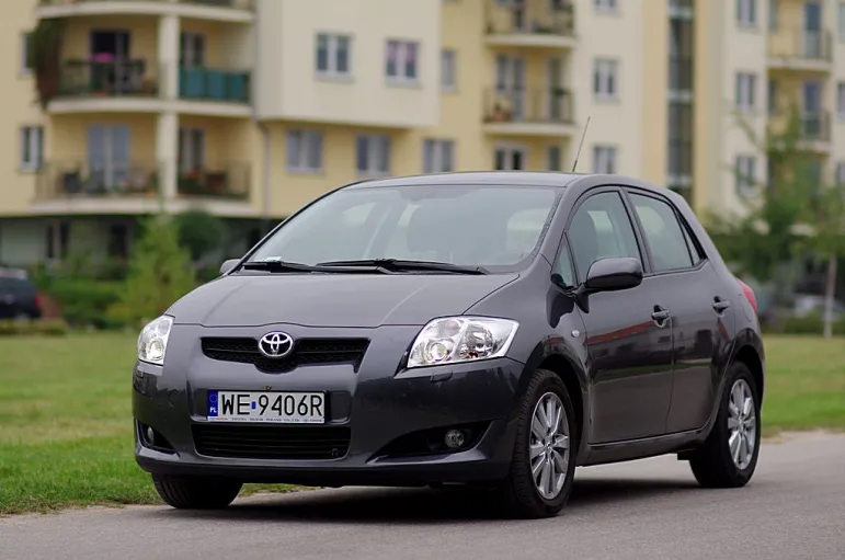 Toyota Auris przód fot. Maciej Medyj