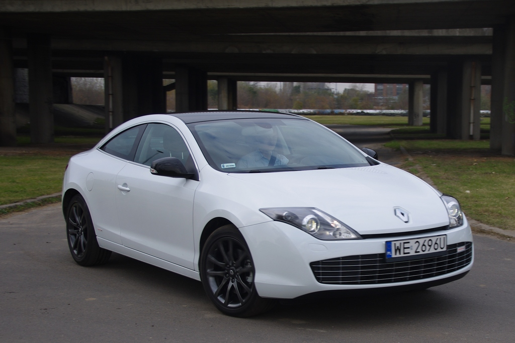 Renault Laguna Coupe