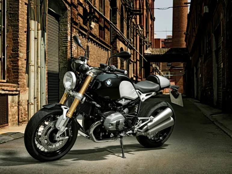 BMW R nineT