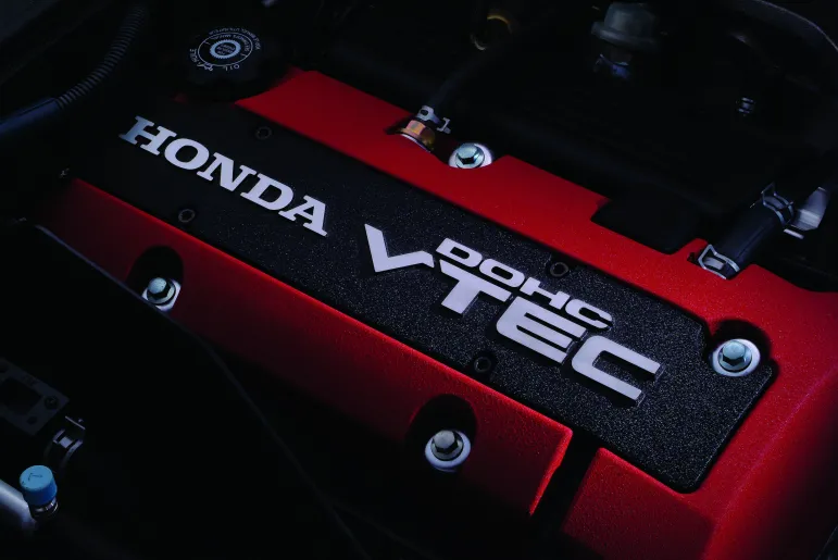 Honda DOHC VTEC silnik