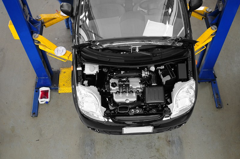 Dziurawa chłodnica: co robić w takim przypadku?