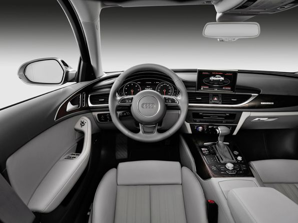 Naprawa popielniczki w Audi A3. Fot. Audi