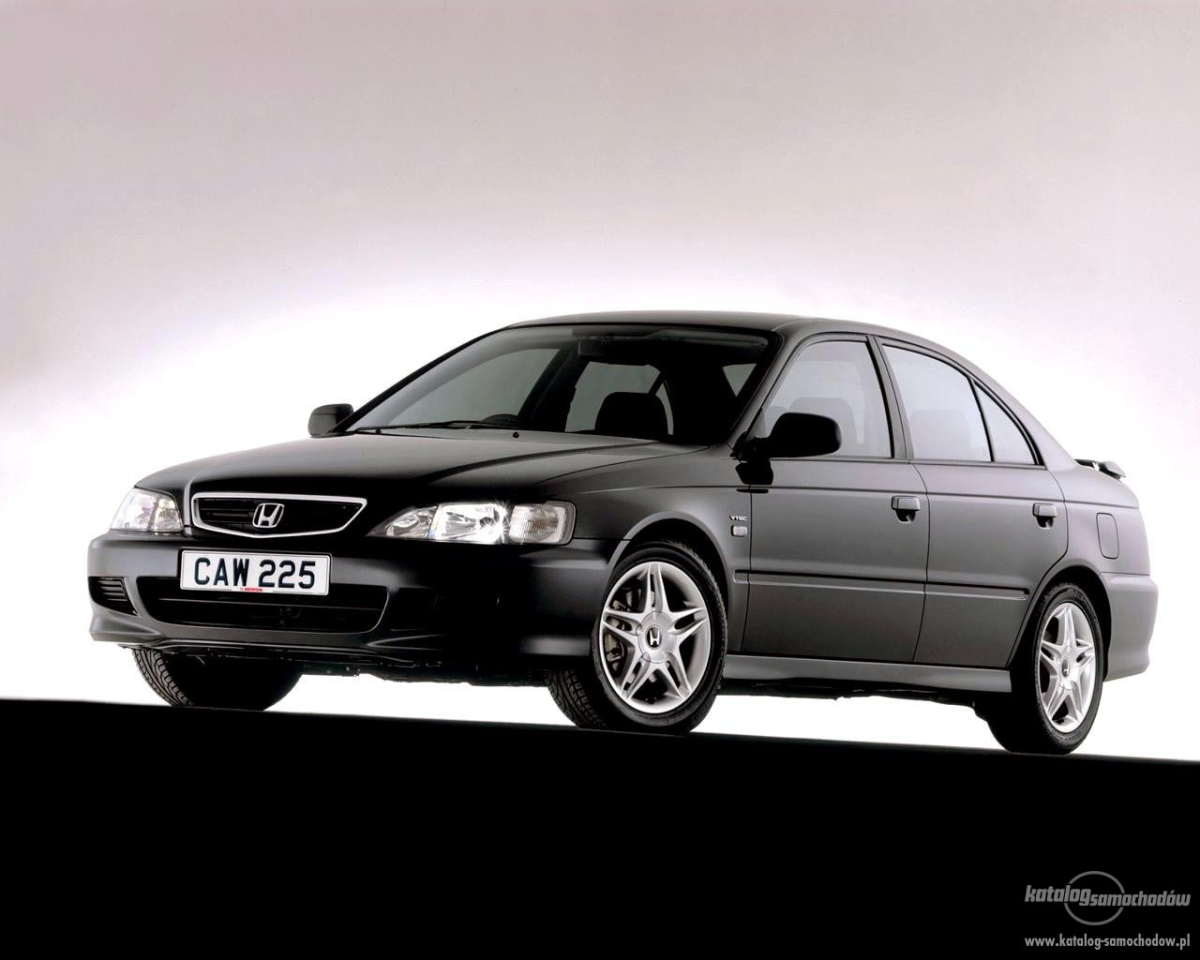 Honda Accord VI była pod koniec lat 90. jednym z najbardziej liczących się