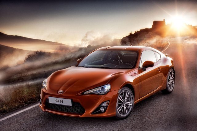 Toyota gt 86 to pierwsze auto sportowe japońskiego producenta od czasu zakończenia produkcji Celici.