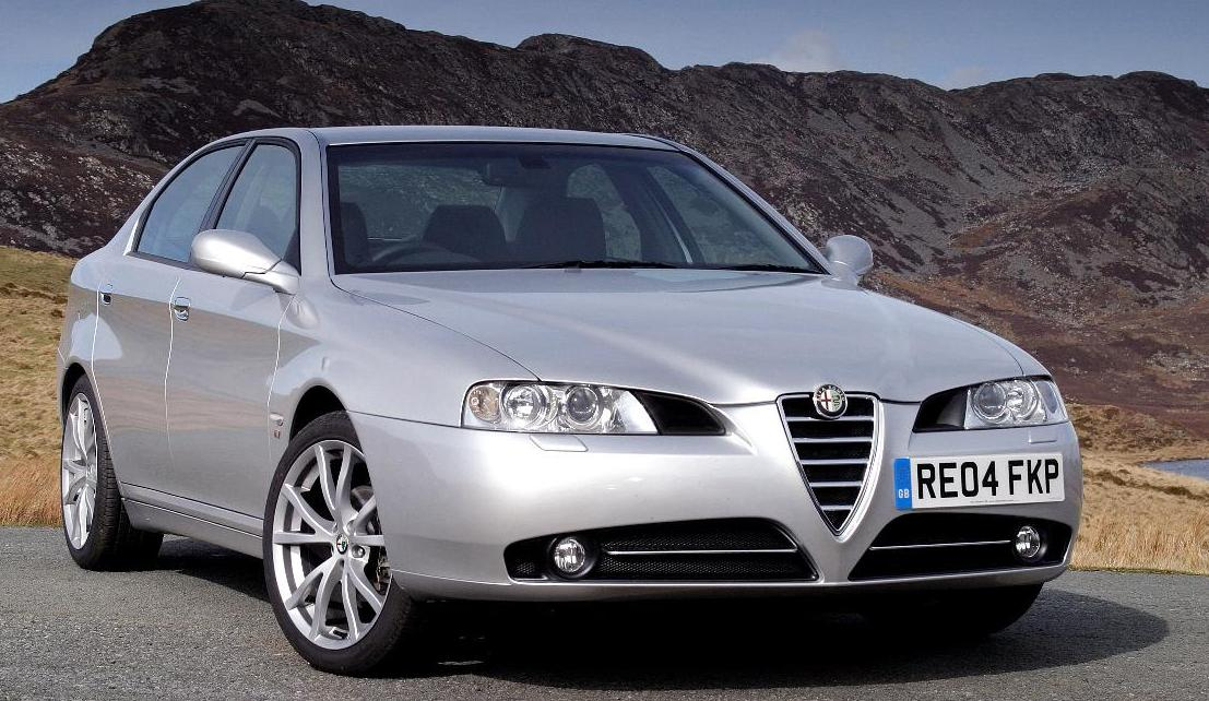 Jak wymienić pompę paliwa w Alfa Romeo 166? fot. Alfa Romeo