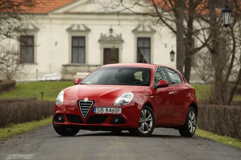 Alfa Romeo Giulietta 2.0 JTD Distintctive Fot. Moto.wieszjak.pl