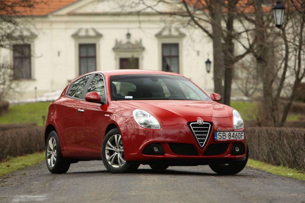 Przód Giulietty nawiązuje do modelu 8C Competizione (Alfa Romeo Giulietta 2.0 JTD Distintctive) Fot. Moto.wieszjak.pl