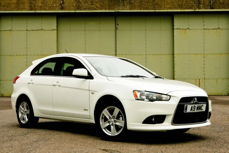 Mitsubishi Lancer, fot. Newspress