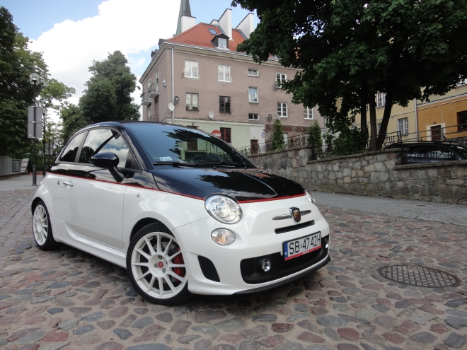 Abarth 500C - przód