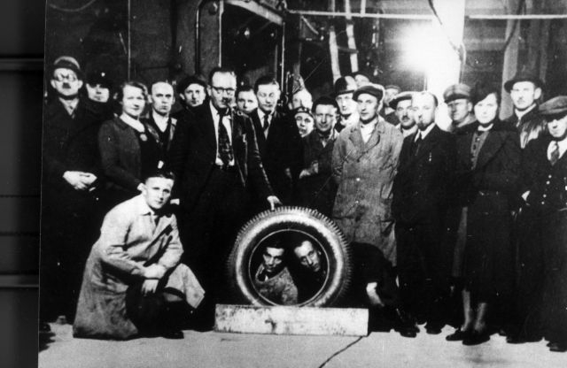 Pierwsza opona wyprodukowana w fabryce w Dębicy w 1939 r.