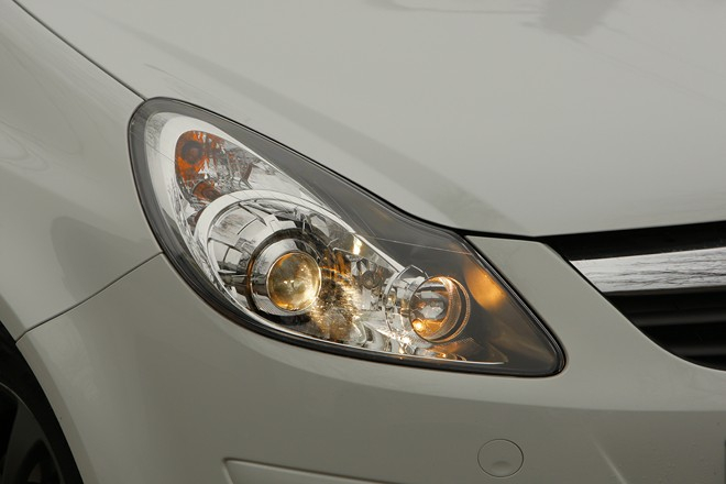 Jakie oznaczenia znajdziemy na reflektorach