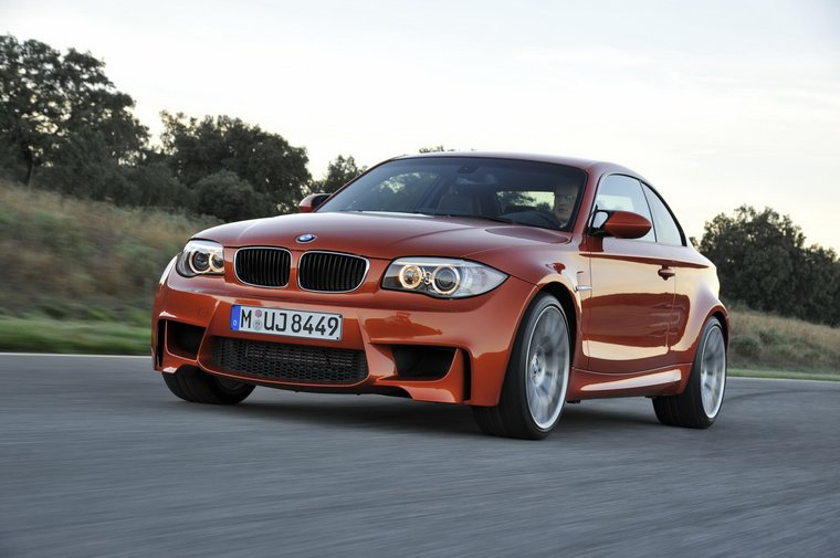 Warto czasem skorzystać z myjni fot. BMW
