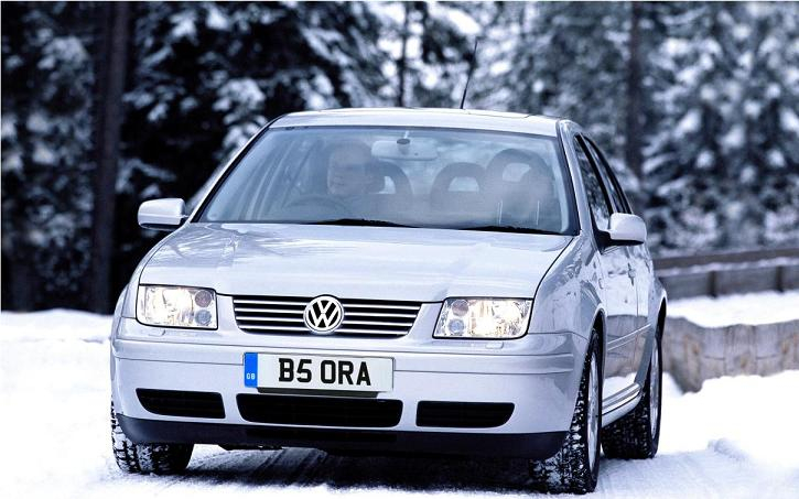 Kontrola układu chłodzenia w Volkswagenie Bora. Fpt.Newspress