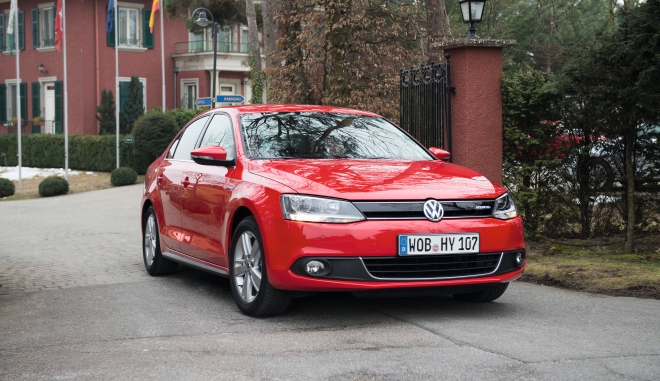 Volkswagen Jetta Hybrid - przód