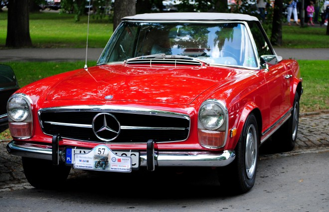 Mercedes zlot zabytkowych samochodów
