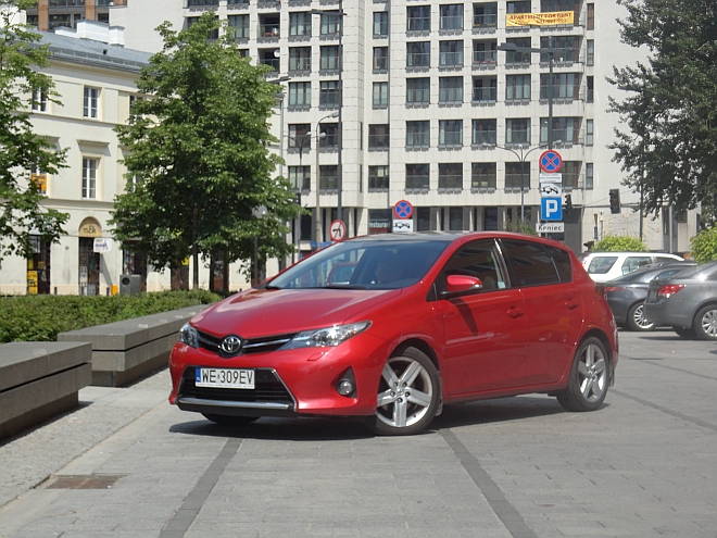 Toyota Auris - przód