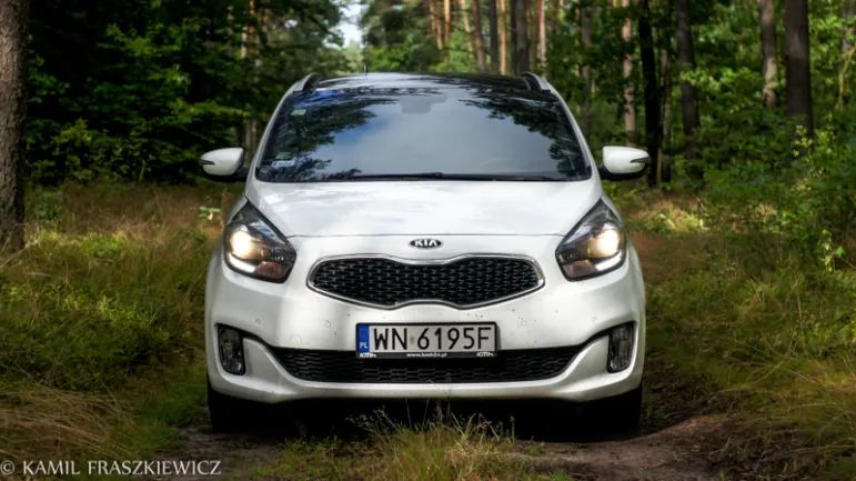 KIA Carens 1.7 CRDi 2014 przód