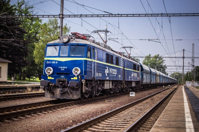 Konsolidacja działalności spedycyjnej w PKP Cargo.