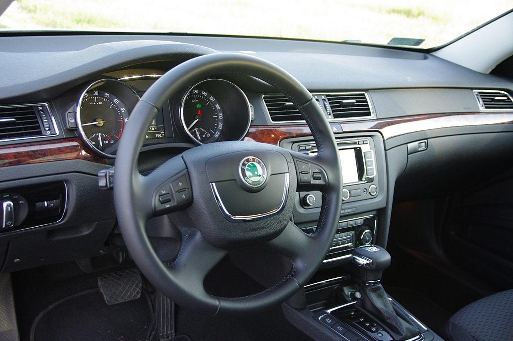 Skoda Superb 