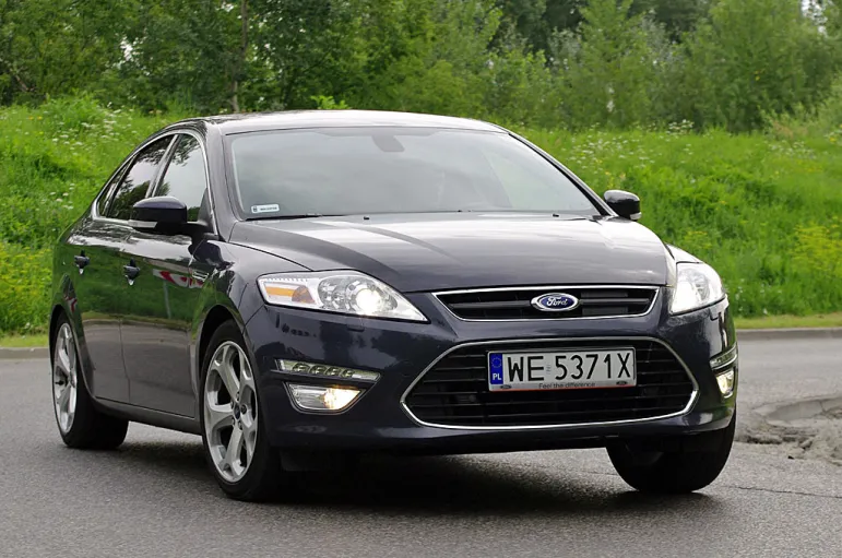 Ford Mondeo - lewy przód