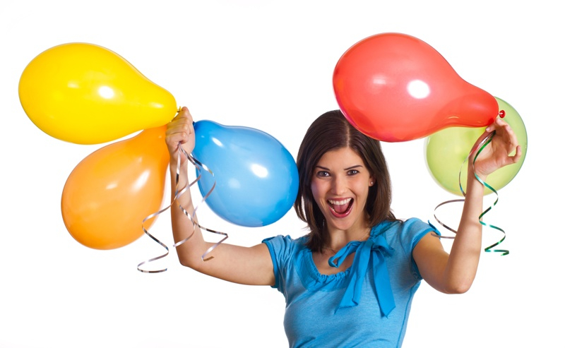 Karnawałowy nastrój w mieszkaniu, w prosty sposób, stworzymy za pomocą balonów. 