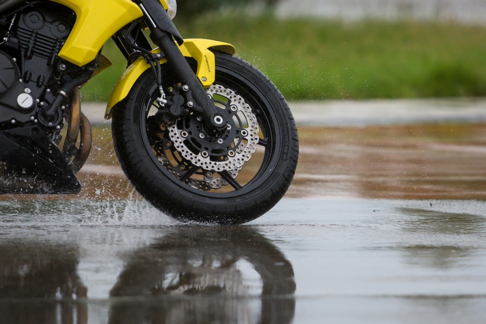 Prawo jazdy na motor. Kategorie, minimalny wiek