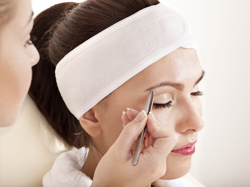 Czy wydatki na ubrania i kosmetyki mogą być kosztem podatkowym?