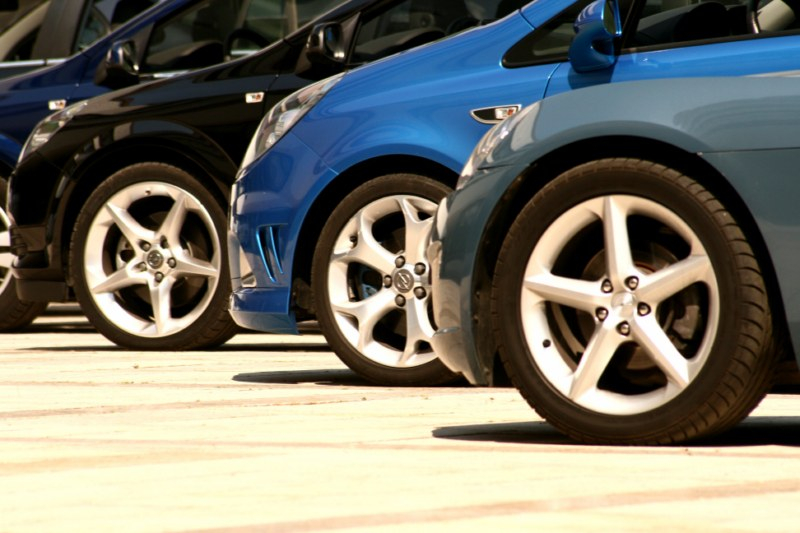 parking opel Fot. Fotolia