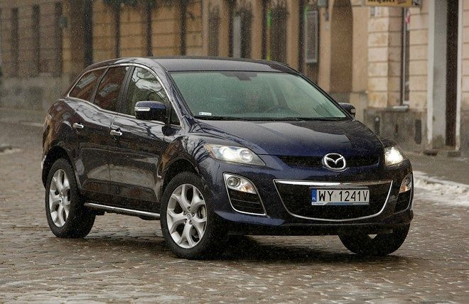 Mazda CX-7 z przodu - to się musi podobać