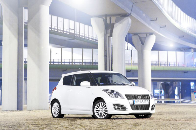 Suzuki Swift Sport przód/bok Fot. Artur Kapłan