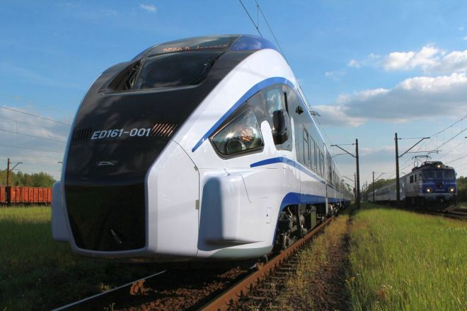 Pierwszy pociąg Dart dla PKP IC