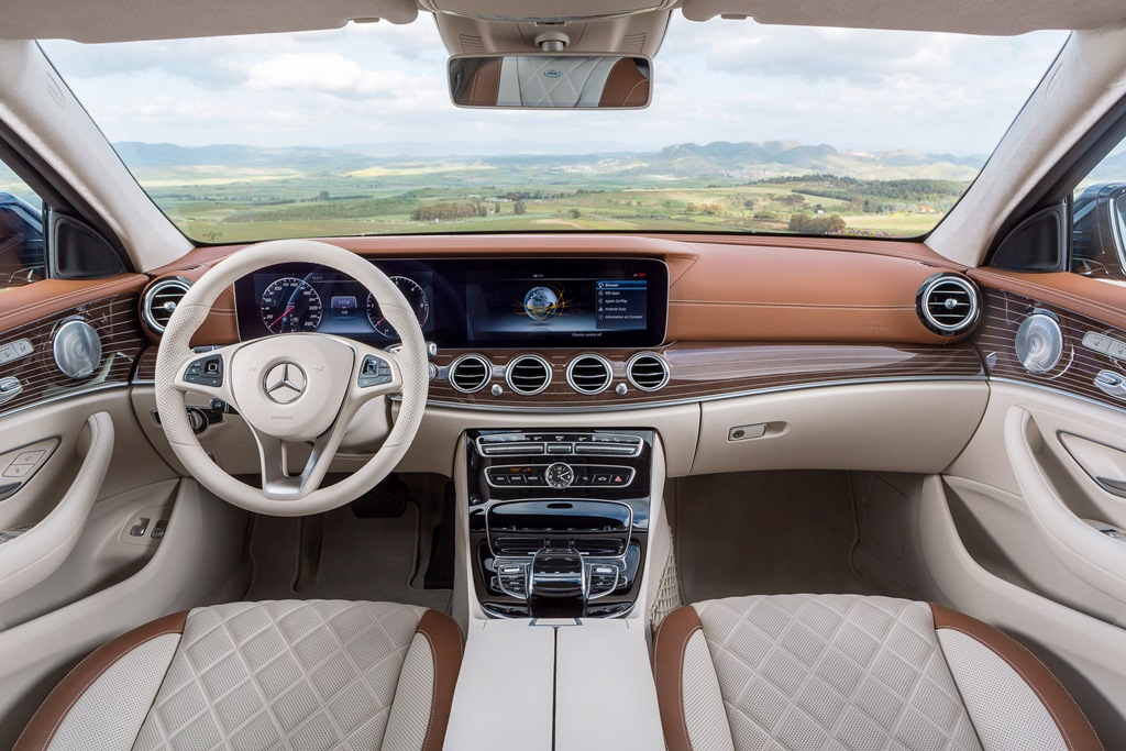 Mercedes podpisał umowę - jednak wybuduje fabrykę silników w Jaworze?