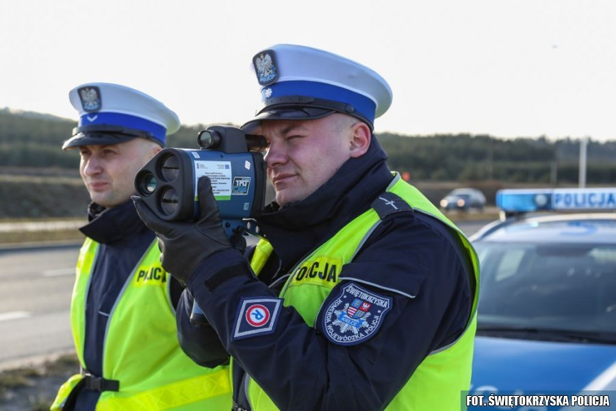 Policyjne urządzenia do pomiaru prędkości nie zawsze są precyzyjne / fot. Policja