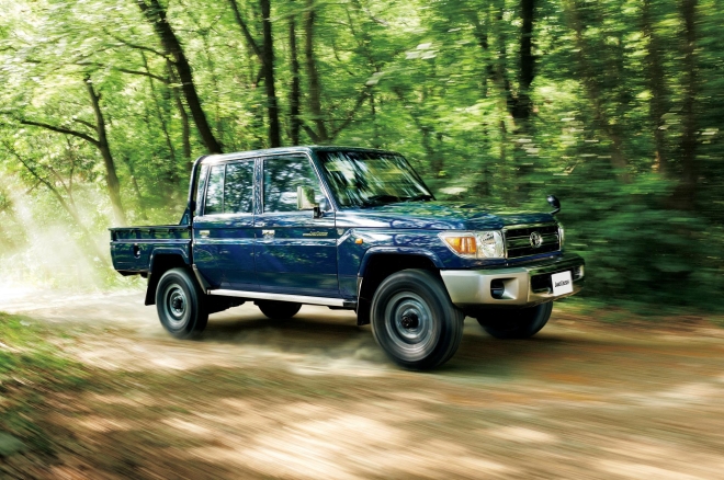 Toyota Land Cruiser J7 30th Anniversary