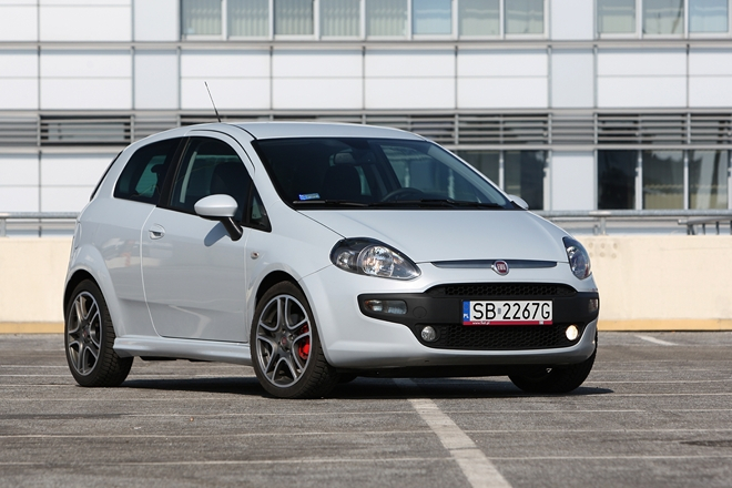 Poradnik kupującego: Fiat Punto Evo kosztuje od 40 990 zł fot. moto.wieszjak.pl