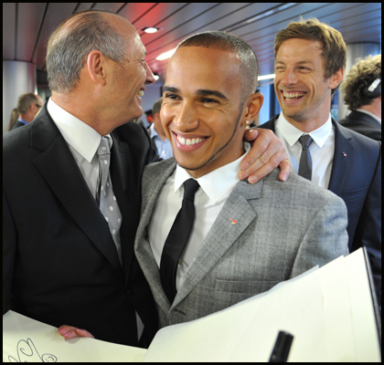 Lewis Hamilton okazał się najszybszym kierowcą zarówno w trakcie kwalifikacji jak i wyścigu o GP Węgier.