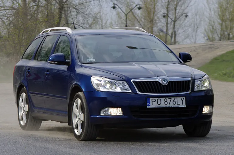 Skoda Octavia Combi 1.6 TDI przód Fot. Maciej Medyj 