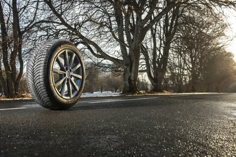 Michelin CrossClimate - pierwsza na świecie opona letnia z homologacją zimową.  