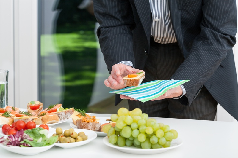 Czy bon na posiłki uratuje gastronomię? [OPINIA]
