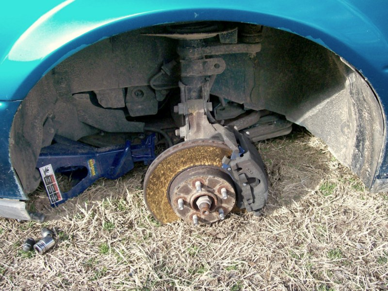 Krzywe tarcze hamulcowe: objawy i powody uszkodzenia Fot. Fotolia