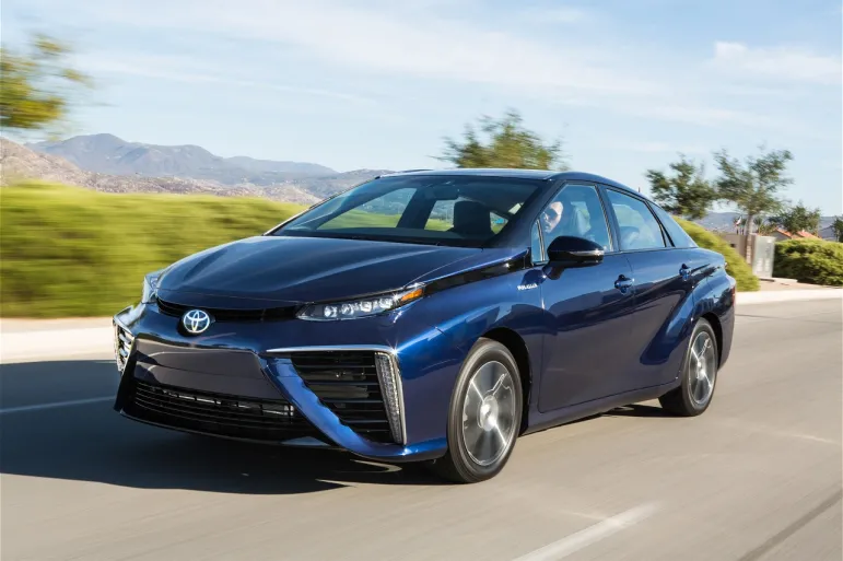 Toyota Mirai 2016 auto na wodór wodorowe