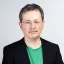 Jan Wróbel, publicysta. Zdjęcie portretowe