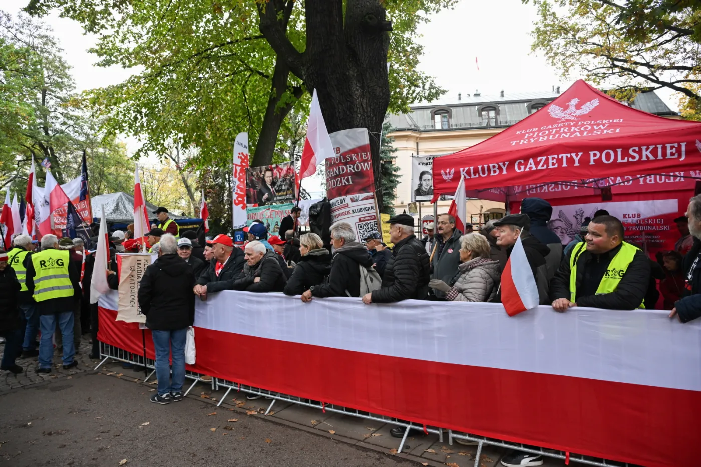 Maciej Berek wskazał, kto jest odpowiedzialny za ekscesy przed Trybunałem Konstytucyjnym