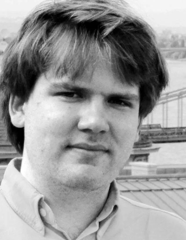 Dr Dominik Héjj