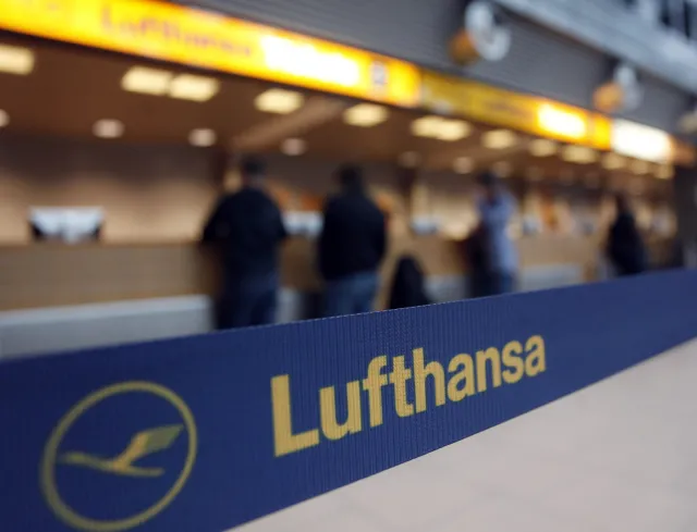 Lufthansa zawiesza od poniedziałku loty do Kijowa i Odessy