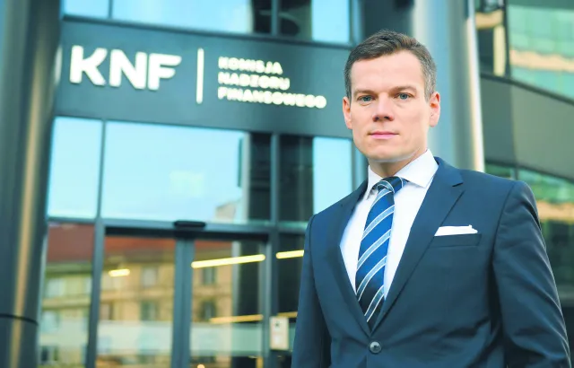Szef KNF dla DGP: Frankowy projekt na czarną godzinę