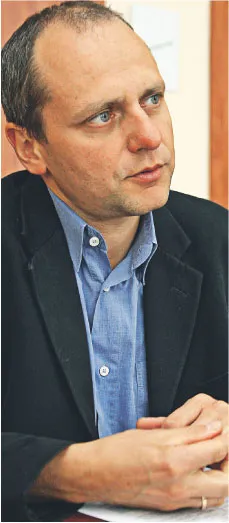 "Prosty e-dokument lepszy niż PIT wypełniany przez pracodawcę"