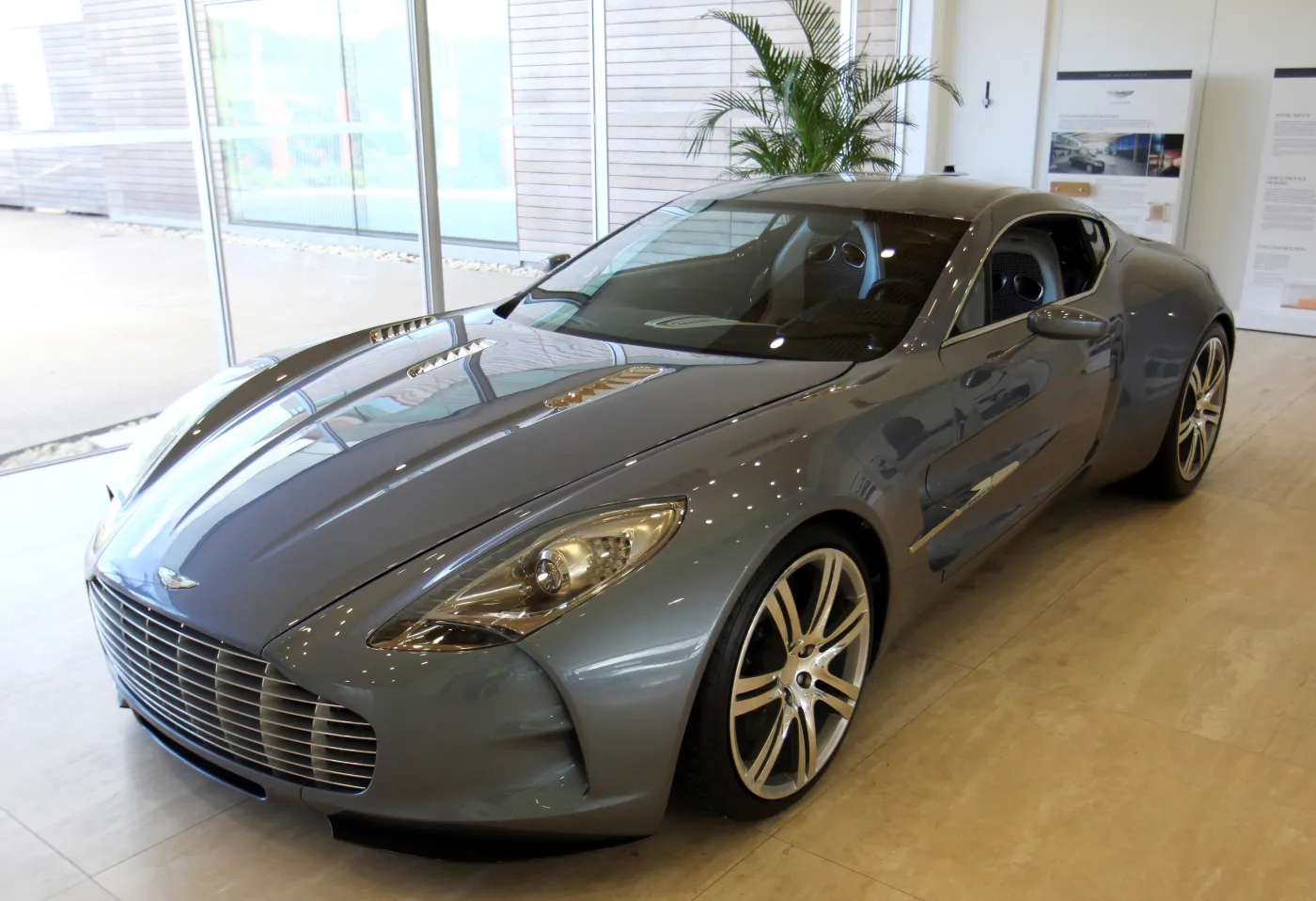 Aston Martin One-77