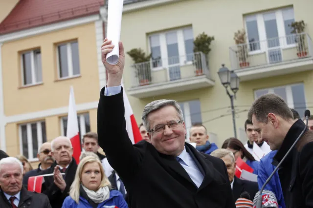 Kandydaci na prezydenta o emeryturach: Trzeba było wydłużyć wiek albo nie
