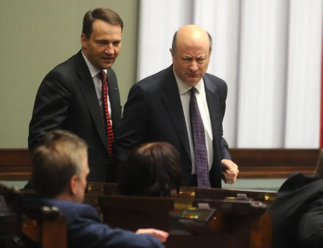 Sikorski o taśmach "Wprost": Rząd został zaatakowany przez grupę przestępczą
